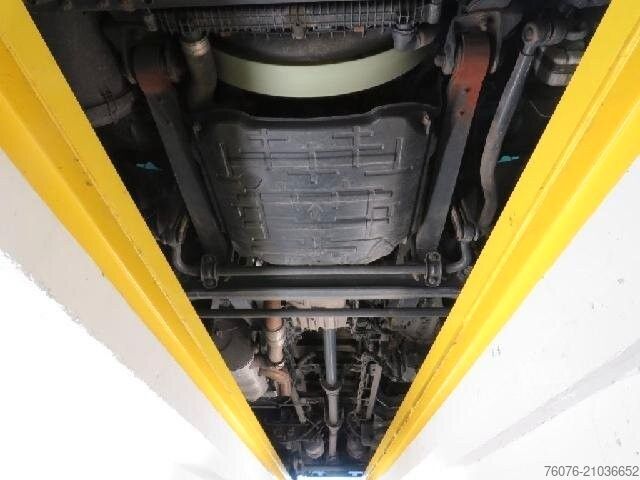 Camion caisson MERCEDES-BENZ Atego 1524 L 7.4 m Koffer LBW2t Seitentür Kamera