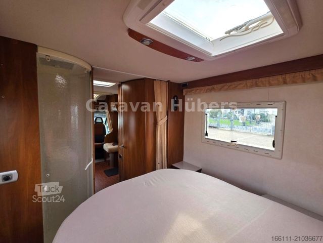 Camping-car semi-intégré LAIKA Kreos 3012 - Queensbett -  - Solar -