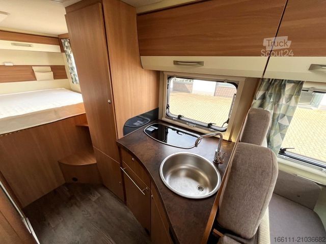 Camping-car semi-intégré EURAMOBIL Profila 690 HB - Festbett -  - Klima