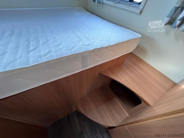 Camping-car semi-intégré EURAMOBIL Profila 690 HB - Festbett -  - Klima