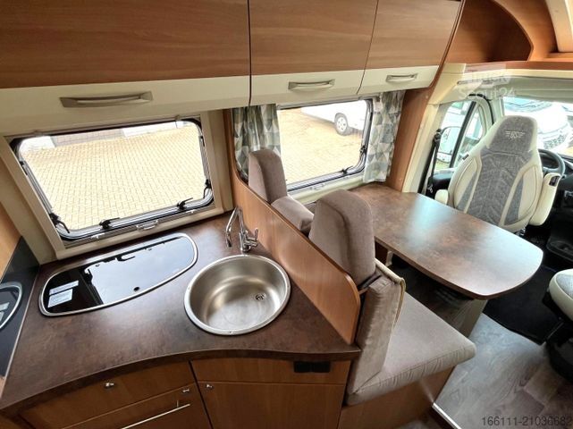 Camping-car semi-intégré EURAMOBIL Profila 690 HB - Festbett -  - Klima