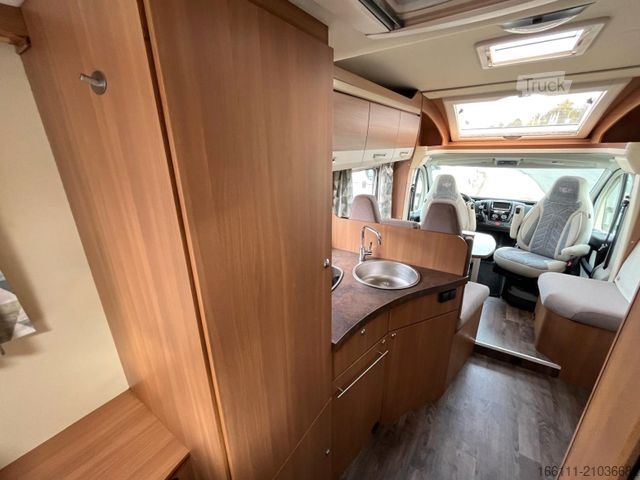 Camping-car semi-intégré EURAMOBIL Profila 690 HB - Festbett -  - Klima