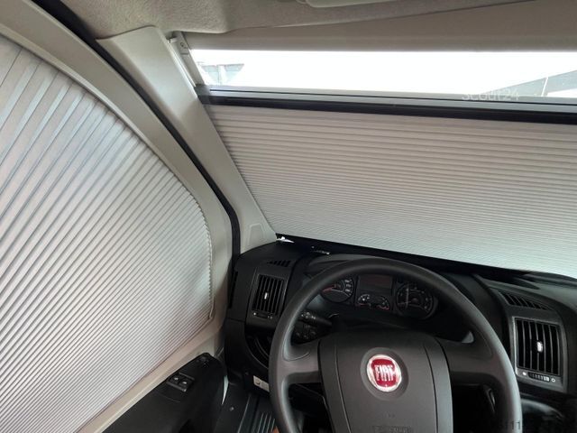 Camping-car semi-intégré EURAMOBIL Profila 690 HB - Festbett -  - Klima