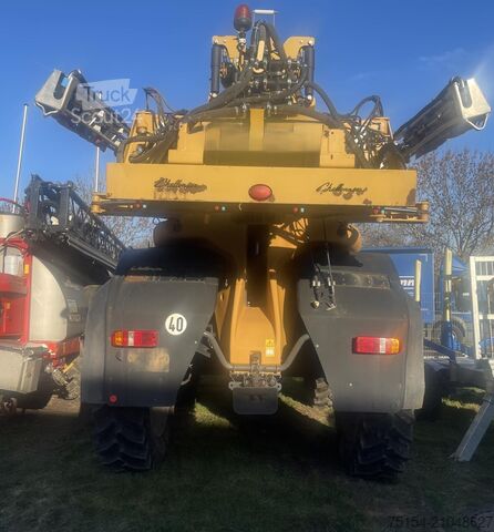 Pulvérisateur de pesticides Challenger Rogator 655 B