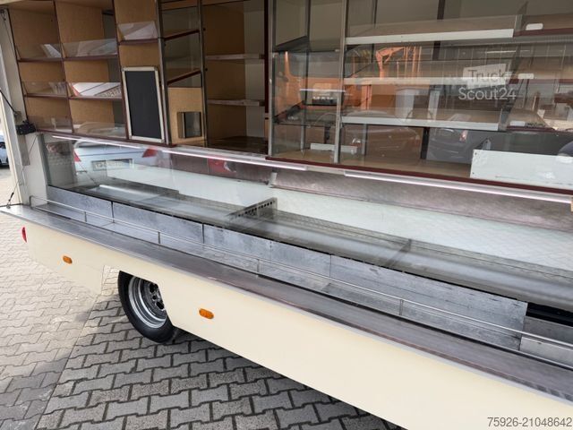 Aangepaste bestelwagen MERCEDES-BENZ Sprinter 516 CDI *FoodTruck* Verkaufswagen*