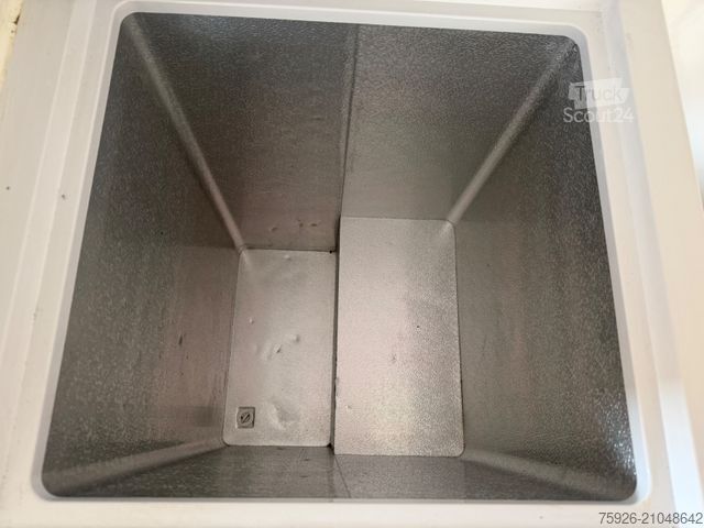 Aangepaste bestelwagen MERCEDES-BENZ Sprinter 516 CDI *FoodTruck* Verkaufswagen*