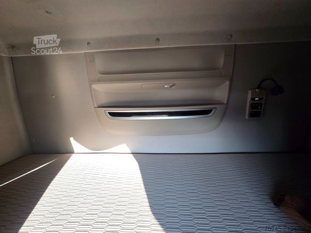 Tracteur routier standard DAF XF 480 * KIPPHYDR. * ACC * RETARDER * STANDHEIZ