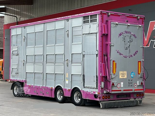 Remorque de transport de chevaux PEZZIOLI 3. Stock  Aggregat/ Tränke/Hubdach/Rampe/Lift