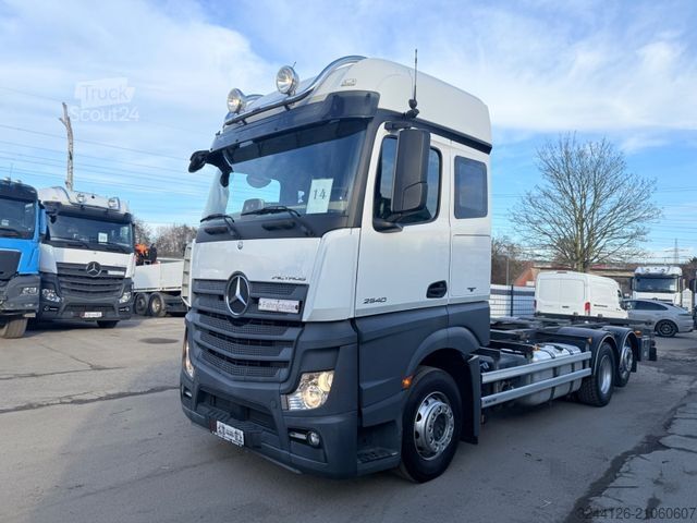 Swap body truck MERCEDES-BENZ EX-Bundeswehr/Fahrschul-LKW/5Sitze/Veigel/Actros