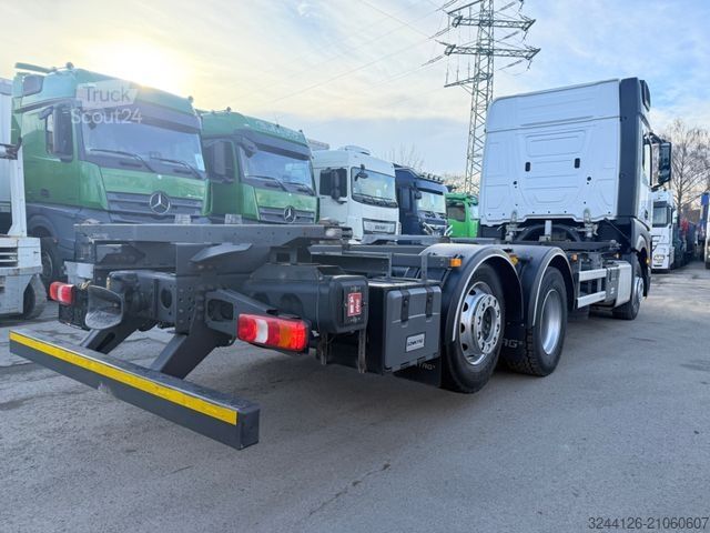 Swap body truck MERCEDES-BENZ EX-Bundeswehr/Fahrschul-LKW/5Sitze/Veigel/Actros