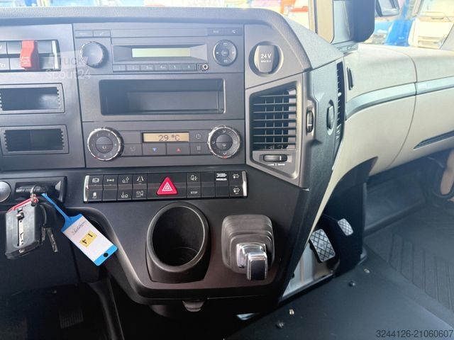 Swap body truck MERCEDES-BENZ EX-Bundeswehr/Fahrschul-LKW/5Sitze/Veigel/Actros