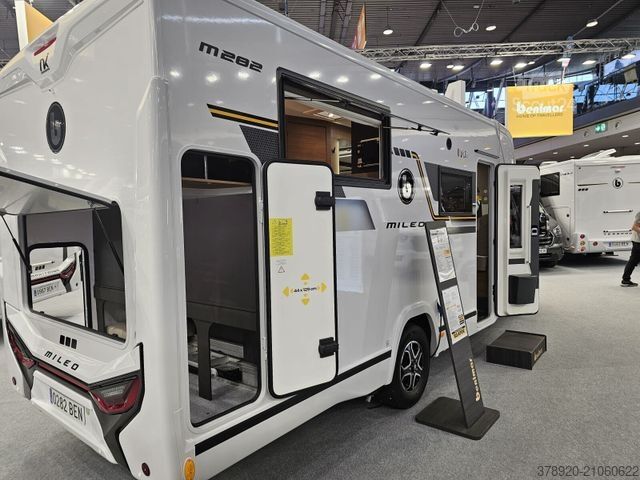 Half-integraal camper BENIMAR Mileo M282 NEUHEIT / RUNDSITZGRUPPE HECK