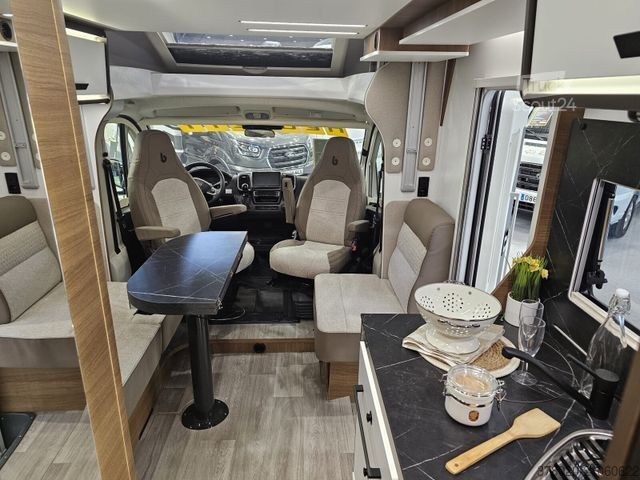 Half-integraal camper BENIMAR Mileo M282 NEUHEIT / RUNDSITZGRUPPE HECK