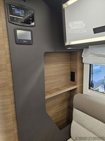 Half-integraal camper BENIMAR Mileo M282 NEUHEIT / RUNDSITZGRUPPE HECK