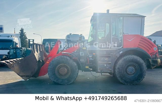 Încărcător pe roți O&K L 25.5 *Löffel mit Schneide ca.4m³