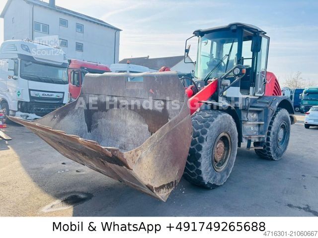 Încărcător pe roți O&K L 25.5 *Löffel mit Schneide ca.4m³