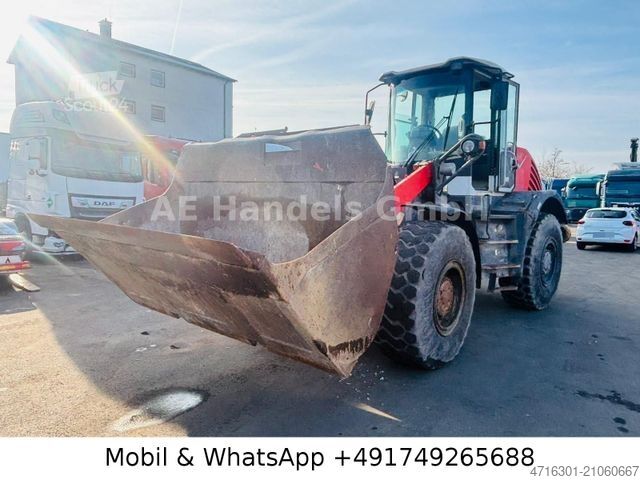 Încărcător pe roți O&K L 25.5 *Löffel mit Schneide ca.4m³