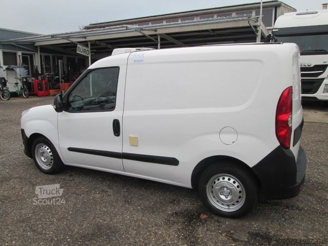 Koelwagen met geïsoleerde laadbak FIAT Doblo 1.3 *Kühlwagen*Euro5*
