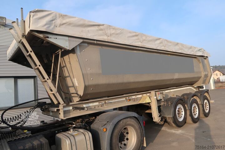 напівпричіп-самоскид Schwarzmüller SK Vollalu Kunststoffboden Alurundmulde