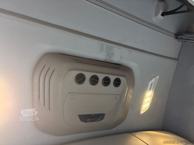 Standard tractor unit DAF XG 480