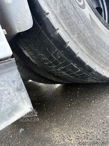 Standard tractor unit DAF XG 480