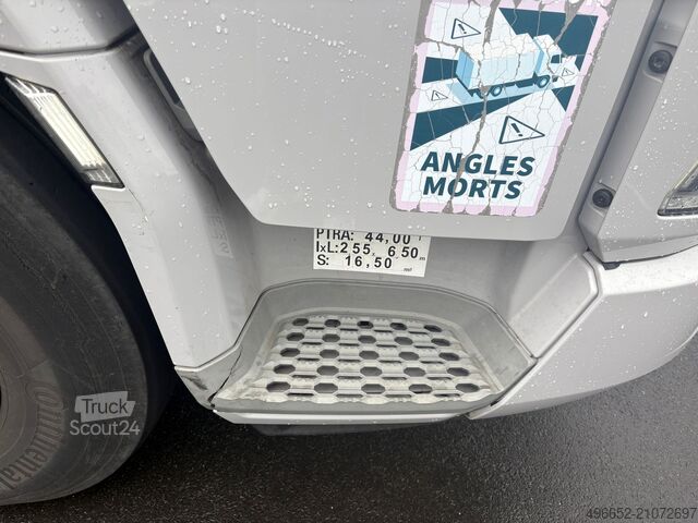 Standard tractor unit DAF XG 480