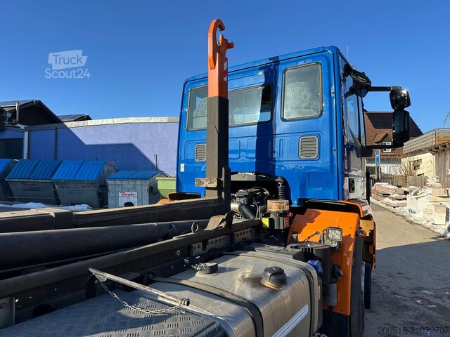 Abrollkipper Iveco Eurocargo ML180E320