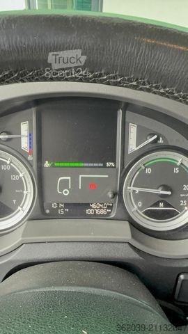 Standard tractor unit DAF XF 460 ADR GEFAHRENGUT 1 A ZUSTAND