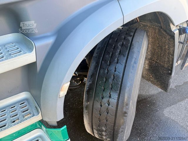 Standard tractor unit DAF XF 460 ADR GEFAHRENGUT 1 A ZUSTAND