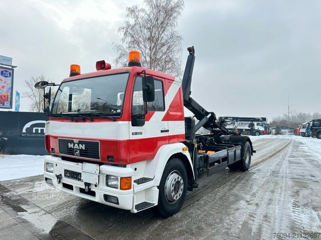 Roll-off tipper truck MAN 18.290 4x2 Abrollkipper KRAN-Vorbereitung