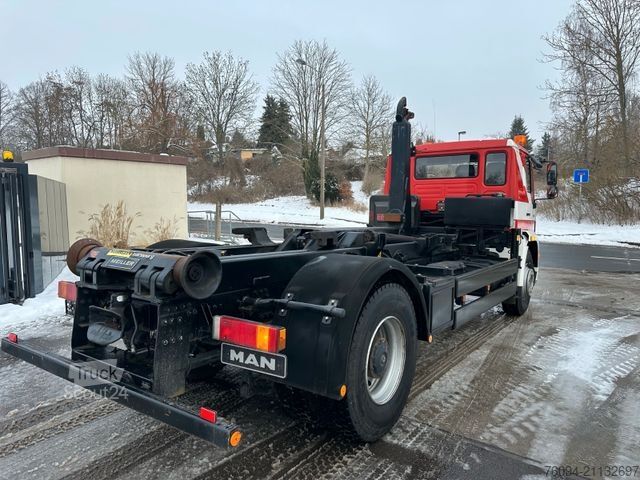 Roll-off tipper truck MAN 18.290 4x2 Abrollkipper KRAN-Vorbereitung