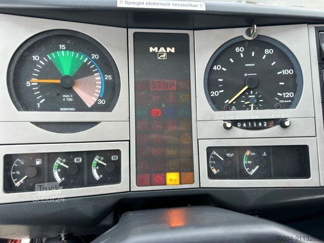 Roll-off tipper truck MAN 18.290 4x2 Abrollkipper KRAN-Vorbereitung