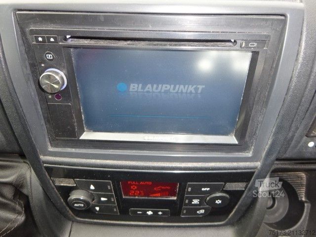 Tippbil skåpbil PEUGEOT Boxer 3,0L HDi 435 L4 Kipper Navi Klimaaut.