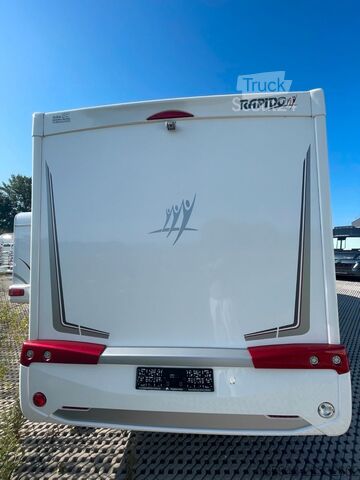 Pusiau integruotas kemperis RAPIDO F 666 | *Face2Face, Automatik, Einzelbetten*