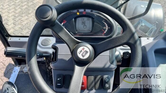 Yard loader Giant G5000