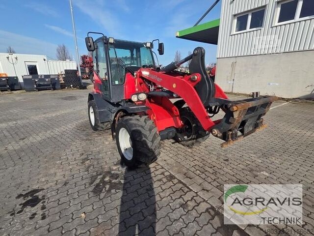 Hoflader Schäffer 6680 Z