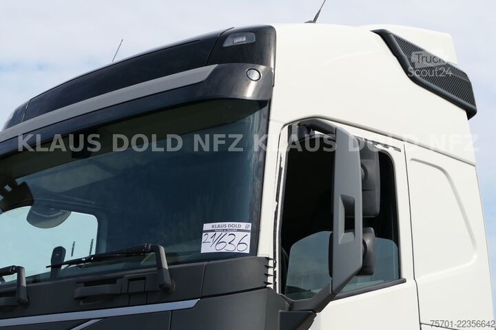Autocamion cu caroserie interschimbabilă VOLVO FH 420 6x2 BDF Lift-/Lenkachse LBW Euro 6