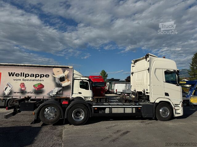 Nákladné vozidlo s výmennou nadstavbou SCANIA R 450 Retarder Voll Luft Lift Achse