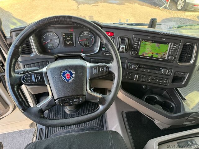 Nákladné vozidlo s výmennou nadstavbou SCANIA R 450 Retarder Voll Luft Lift Achse