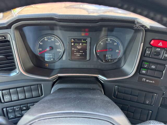 Nákladné vozidlo s výmennou nadstavbou SCANIA R 450 Retarder Voll Luft Lift Achse