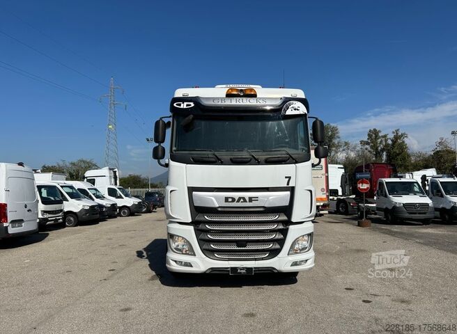 Tractor unit DAF XF 530 FT