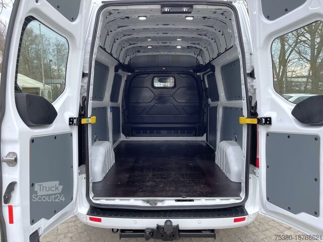 Skåpbil ford Transit Custom 2.0 TDCI H2L2 *Webasto*AHK*RFK*