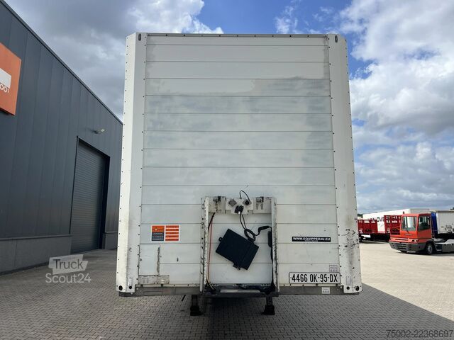 Valise Schmitz Cargobull SKO 24 SKO24 / SAF DISC / 2x LIFTAXLE / GALVANI...