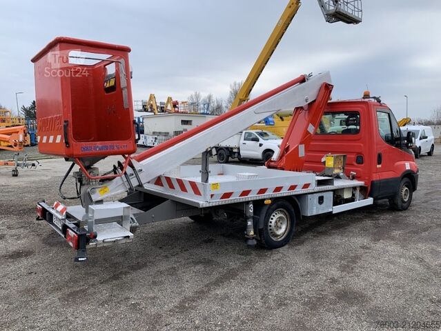 Kasa kamyoneti Iveco Daily Multitel 160 ALU DS - 16m