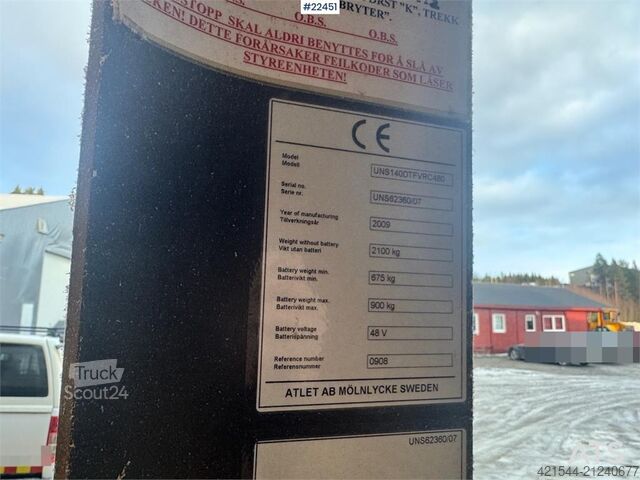 Carrello elevatore Nissan UNS 140 Reach Truck