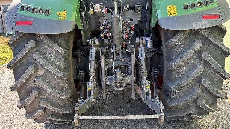 Traktor Fendt 724 Vario