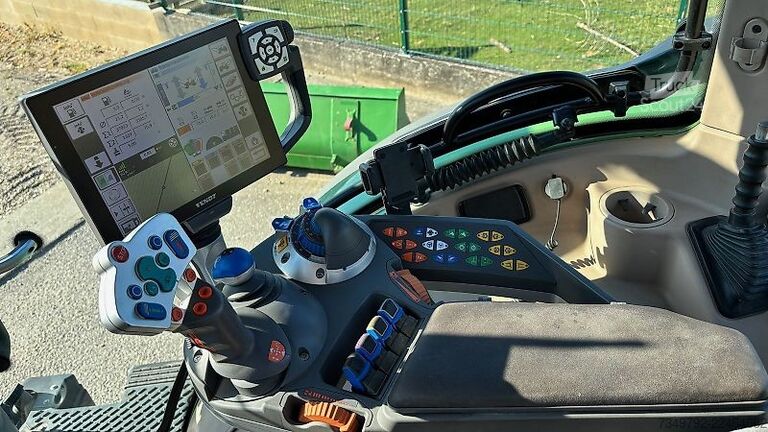 Traktor Fendt 724 Vario