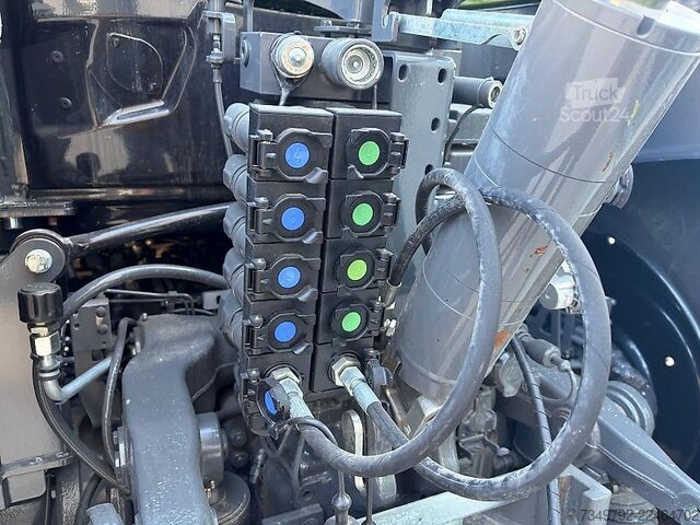 Traktor Valtra N175 Direct