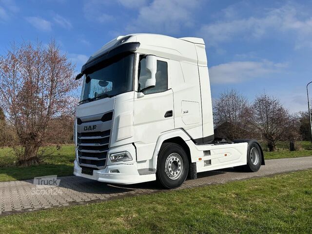 Standard-SZM DAF XG 530 | RETARDER | PARK-COOLER | SKIRTS | PREM...