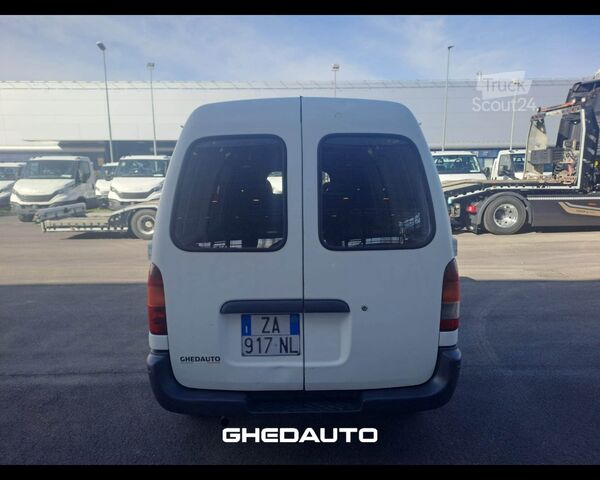 Minibus NISSAN NISSAN M I DVFC23NU/96 VANETTE CARGO - NISSAN M I DVFC23NU/96 VANETTE CARGO